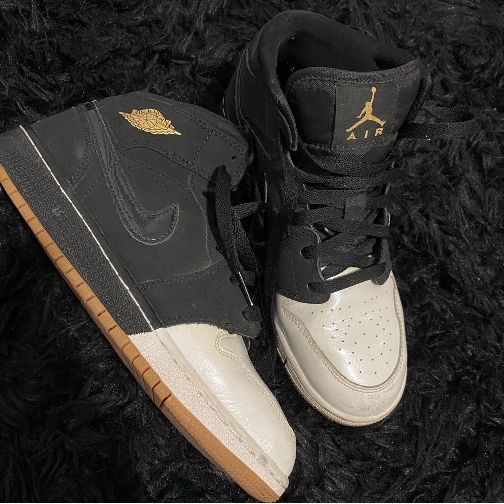 Black and white air Jordan’s